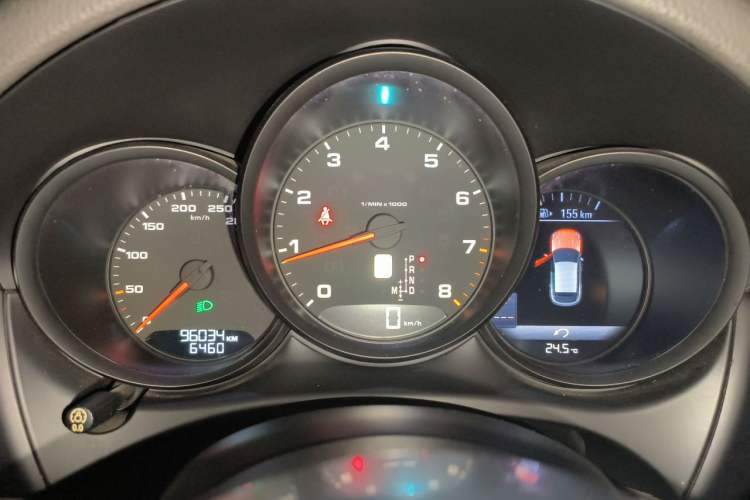Used Porsche Macan 2016 Macan 2.0T Instrument Cluster