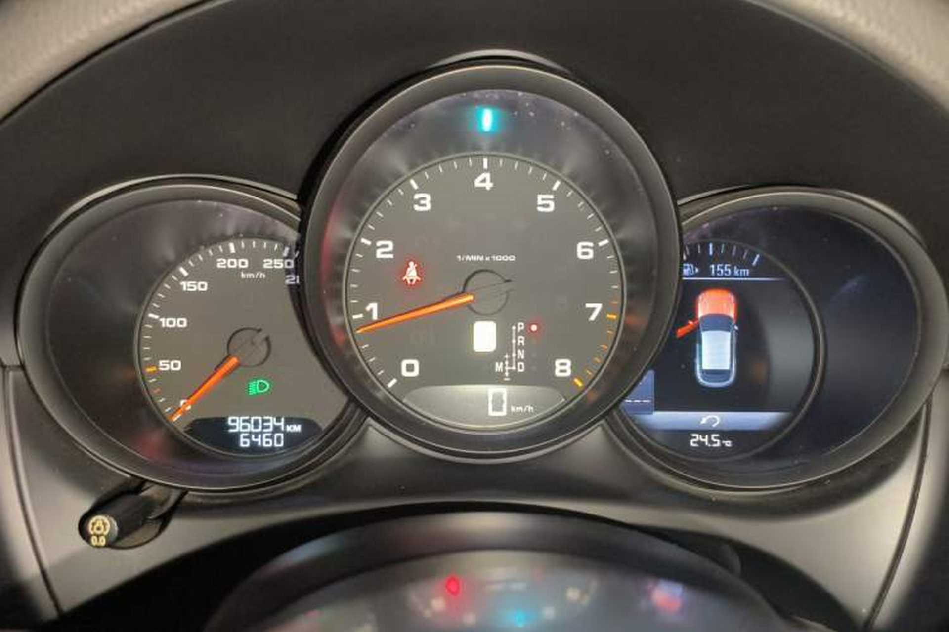 Used Porsche Macan 2016 Macan 2.0T Instrument Cluster