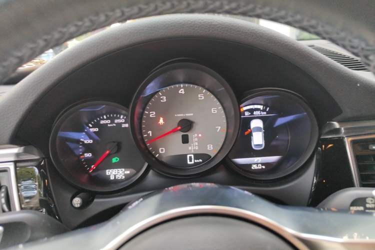 Used Porsche Macan 2016 Macan S 3.0T Instrument Cluster