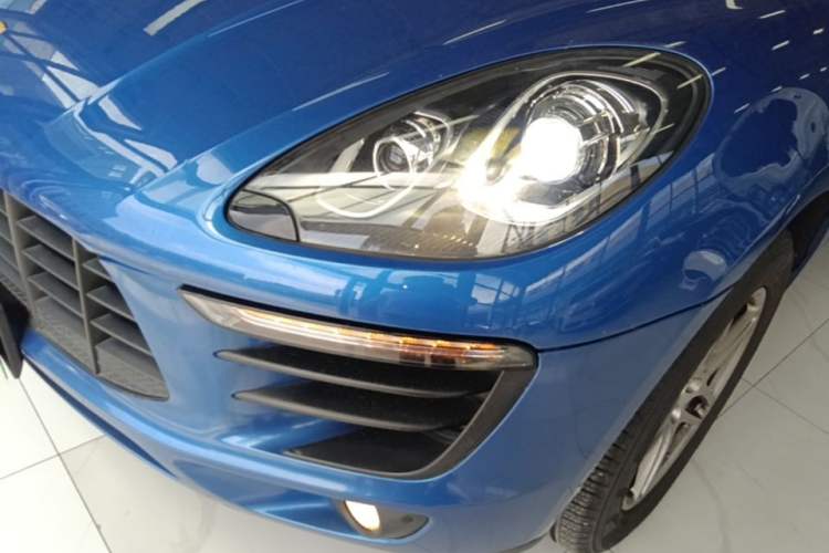 Used Porsche Macan 2016 Macan 2.0T Left Front Headlight