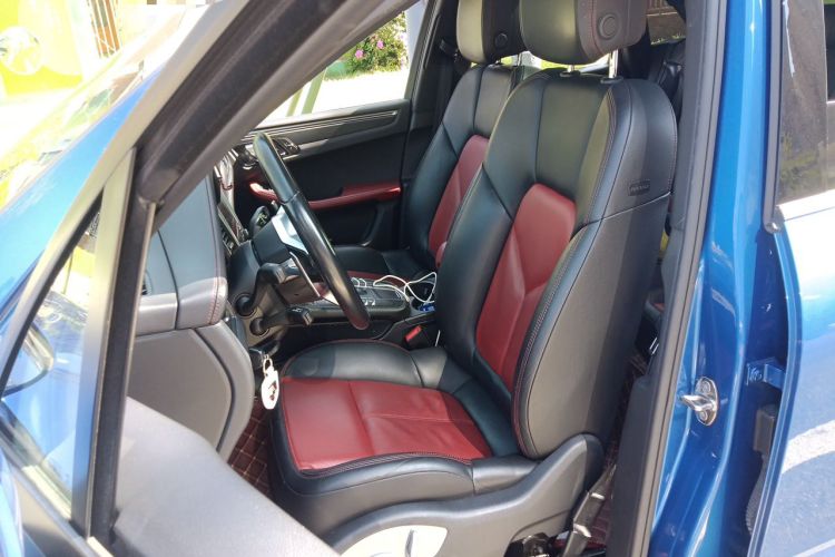 Used Porsche Macan 2016 Macan 2.0T Left Front Seat
