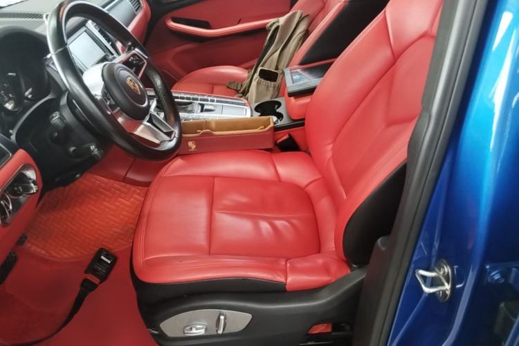Used Porsche Macan 2016 Macan 2.0T Left Front Seat