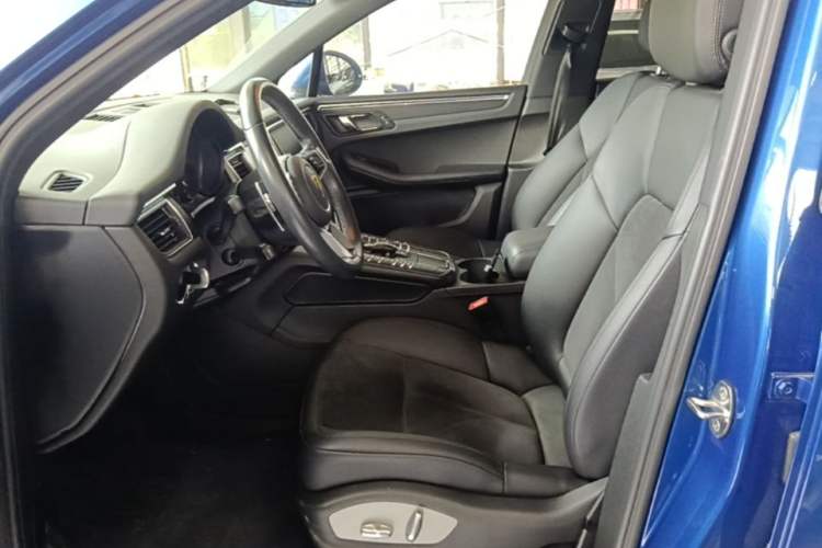 Used Porsche Macan 2016 Macan 2.0T Left Front Seat