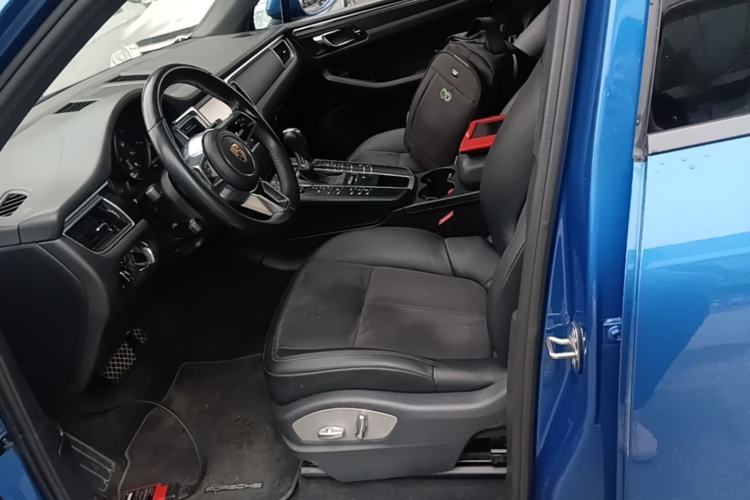 Used Porsche Macan 2016 Macan 2.0T Left Front Seat