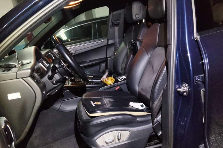 Used Porsche Macan 2016 Macan 2.0T Left Front Seat