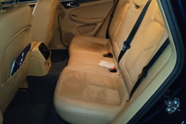 Used Porsche Macan 2016 Macan 2.0T Left Rear Seat
