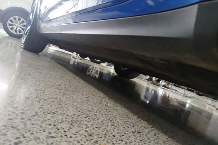 Used Porsche Macan 2016 Macan 2.0T Left Side Sill