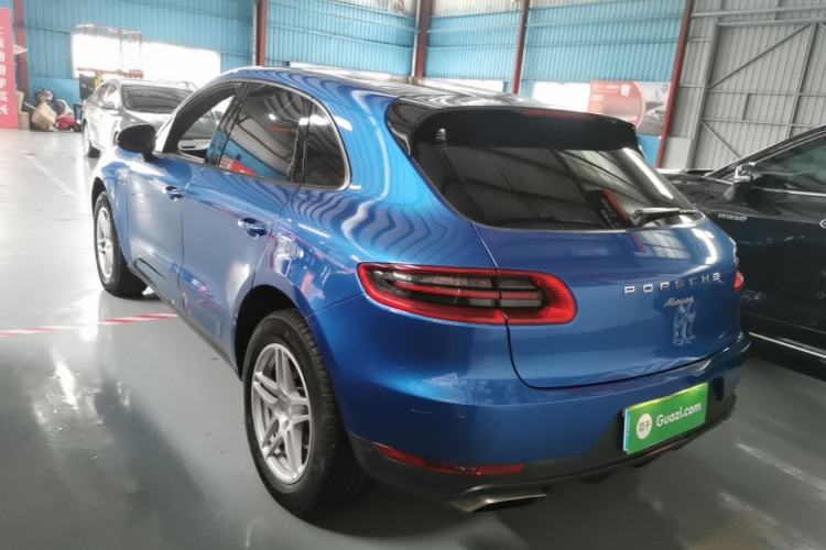 Used Porsche Macan 2016 Macan 2.0T Rear Left 45 Deg