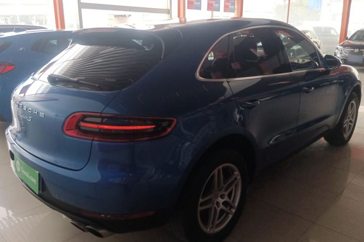 Used Porsche Macan 2016 Macan S 3.0T Rear Right 45 Deg