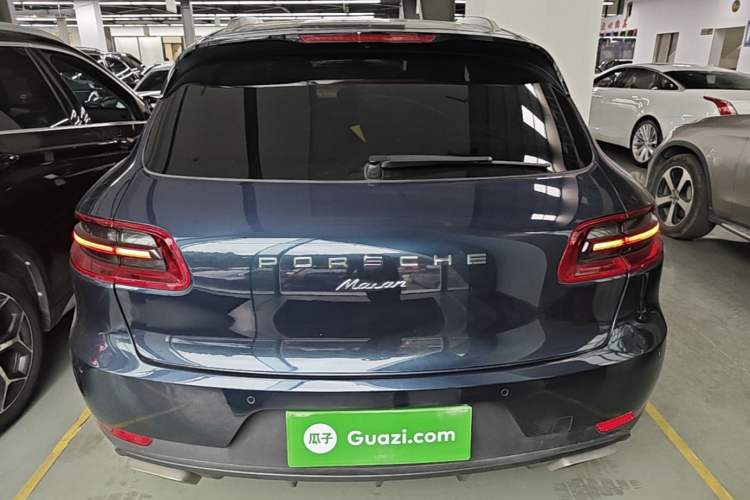 Used Porsche Macan 2016 Macan 2.0T Rear