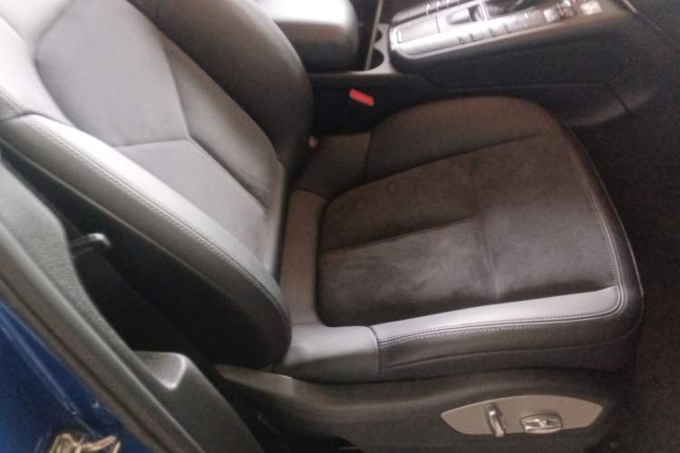 Used Porsche Macan 2016 Macan S 3.0T Right Front Seat