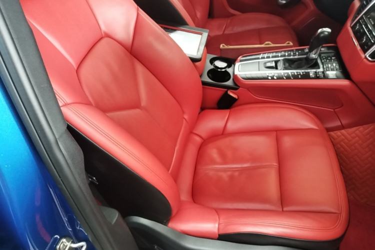 Used Porsche Macan 2016 Macan 2.0T Right Front Seat