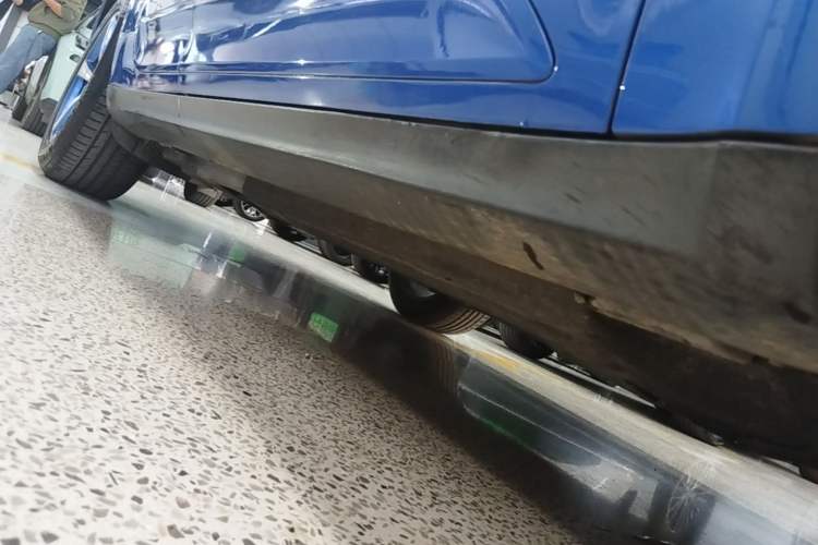Used Porsche Macan 2016 Macan 2.0T Right Side Sill