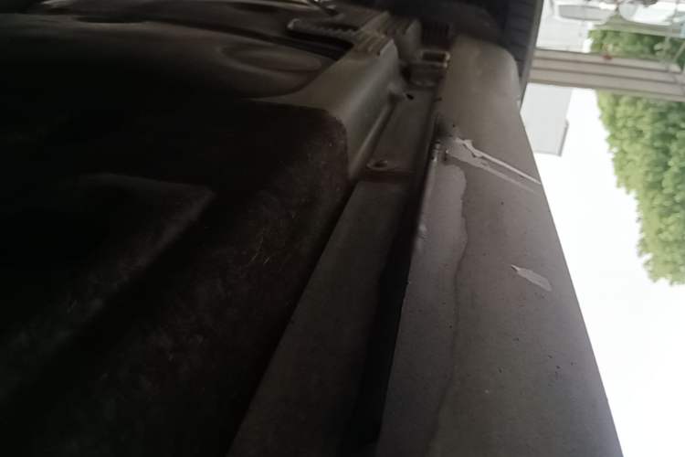 Used Porsche Macan 2016 Macan 2.0T Right Side Sill