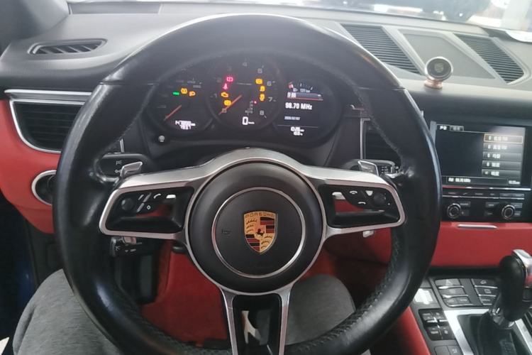 Used Porsche Macan 2016 Macan 2.0T Steering Wheel