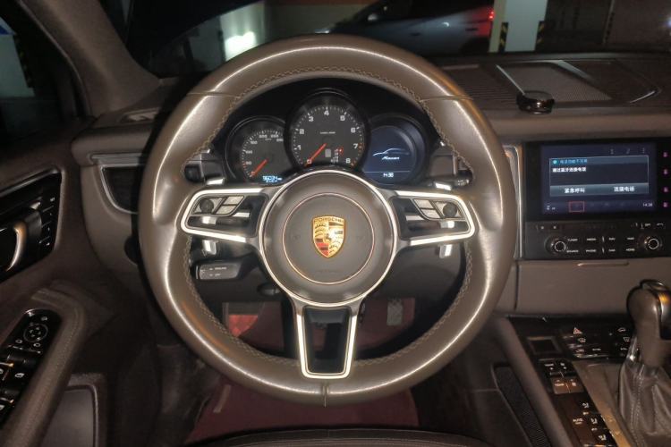 Used Porsche Macan 2016 Macan 2.0T Steering Wheel