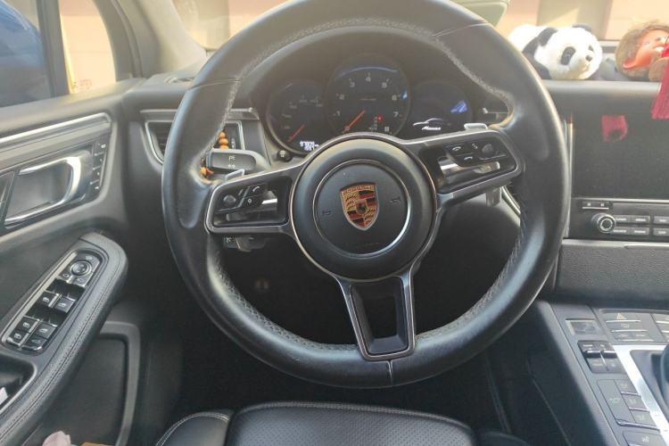 Used Porsche Macan 2016 Macan 2.0T Steering Wheel