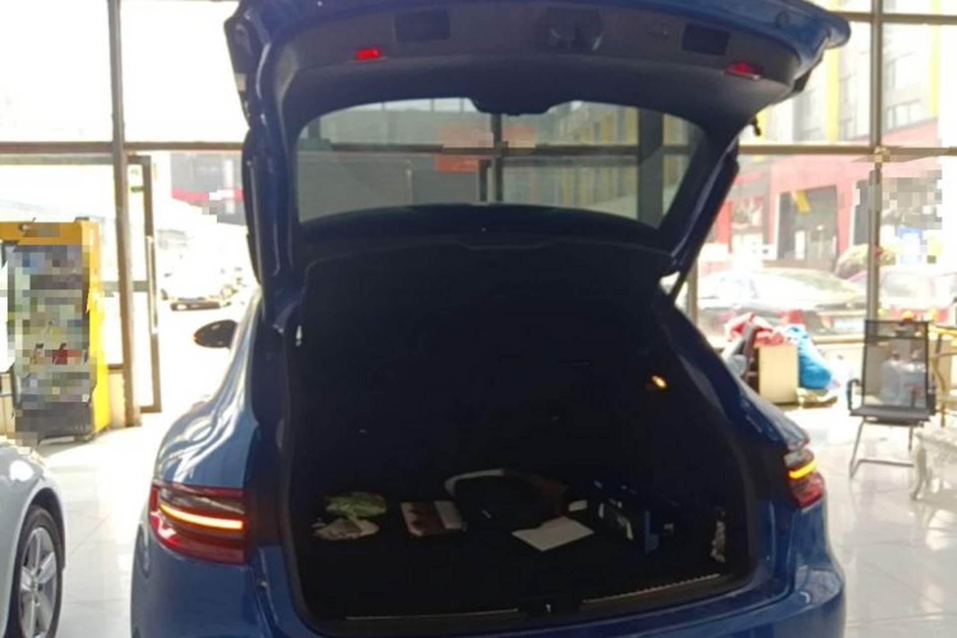 Used Porsche Macan 2016 Macan 2.0T Trunk