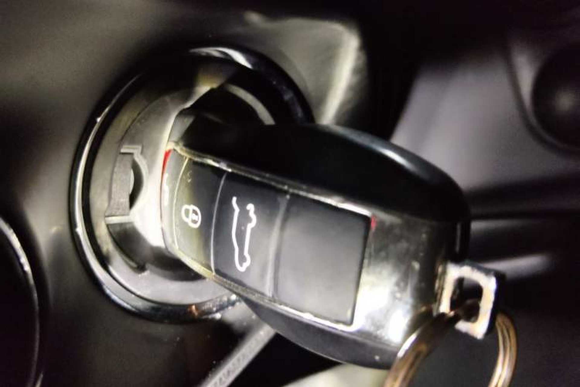 Used Porsche Macan 2016 Macan 2.0T Vehicle Key