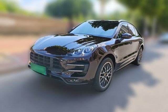 Porsche Macan Porsche Macan, 3.6-liter engine, dual-seat memory, automatic transmission, five seats, panoramic sunroof, all-wheel drive. d’occasion