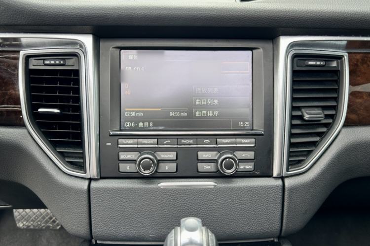 Used Porsche Macan 2016 Macan 2.0T Audio And AC Panel
