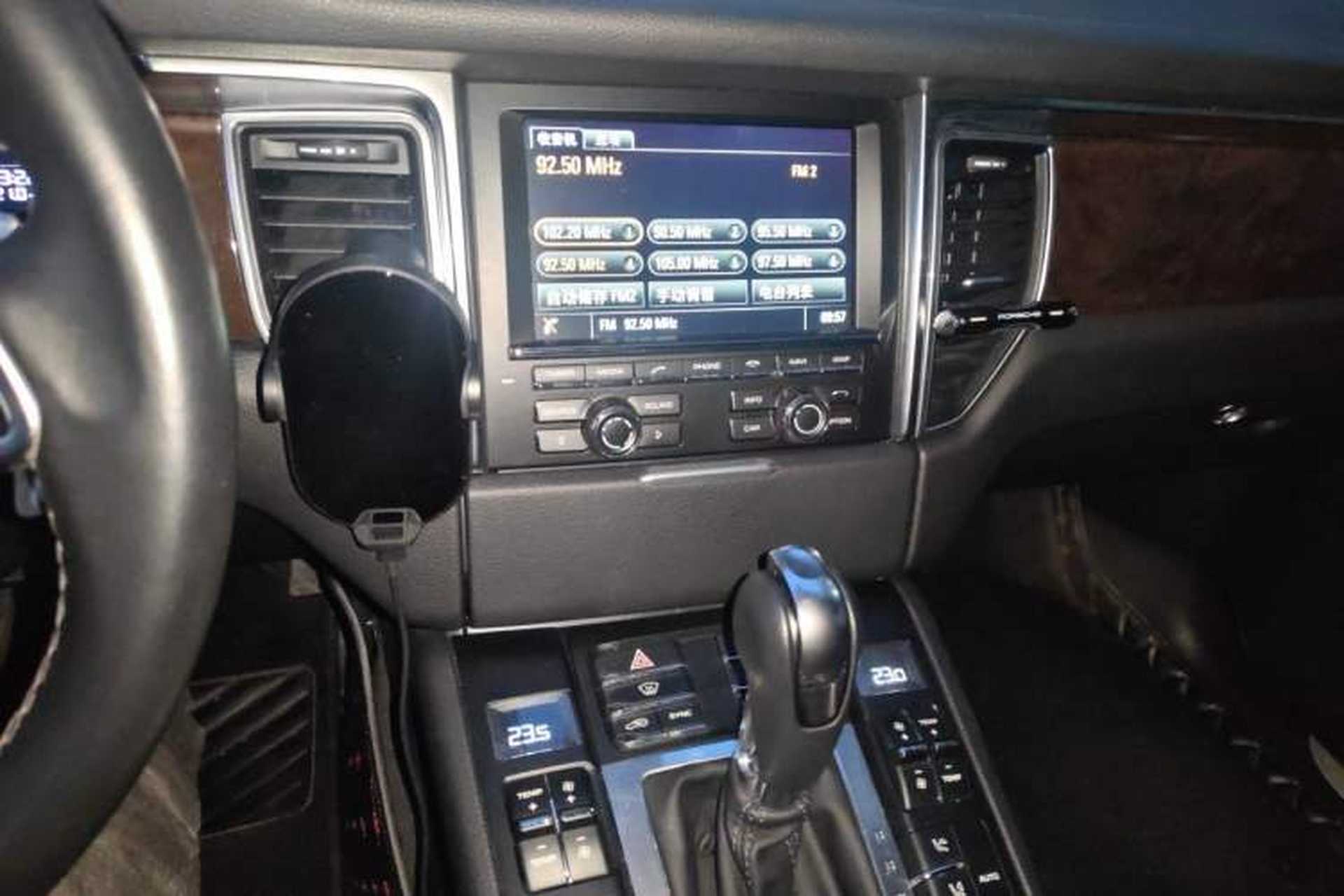 Used Porsche Macan 2016 Macan 2.0T Audio And AC Panel