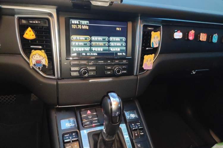 Used Porsche Macan 2016 Macan 2.0T Audio And AC Panel