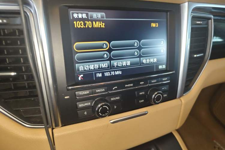 Used Porsche Macan 2016 Macan S 3.0T Audio And AC Panel
