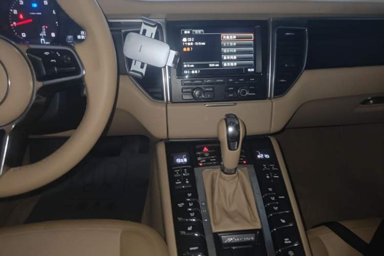 Used Porsche Macan 2016 Macan 2.0T Audio And AC Panel