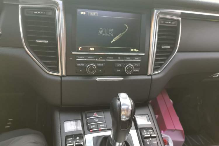 Used Porsche Macan 2016 Macan 2.0T Audio And AC Panel