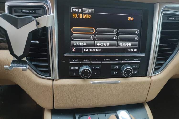 Used Porsche Macan 2016 Macan 2.0T Audio And AC Panel