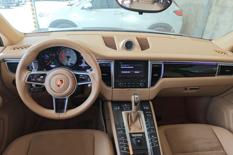 Used Porsche Macan 2016 Macan S 3.0T Center Console