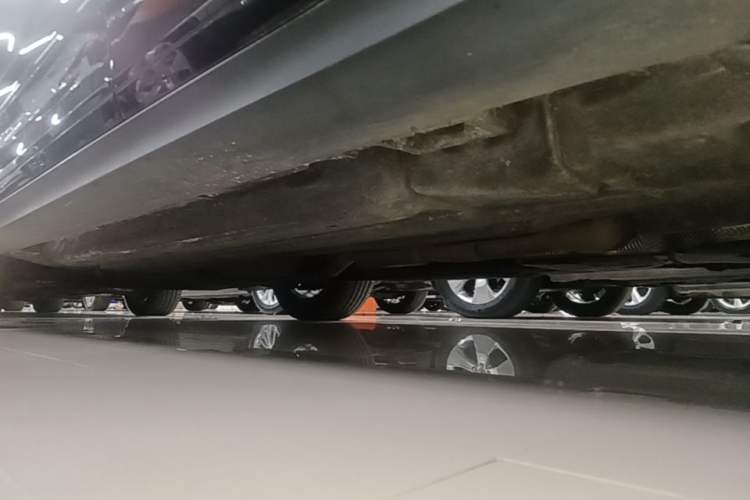 Used Porsche Macan 2016 Macan 2.0T Chassis Rear Left
