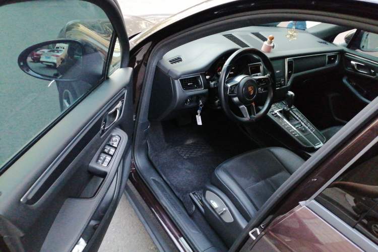Used Porsche Macan 2016 Macan 2.0T Driver Seat