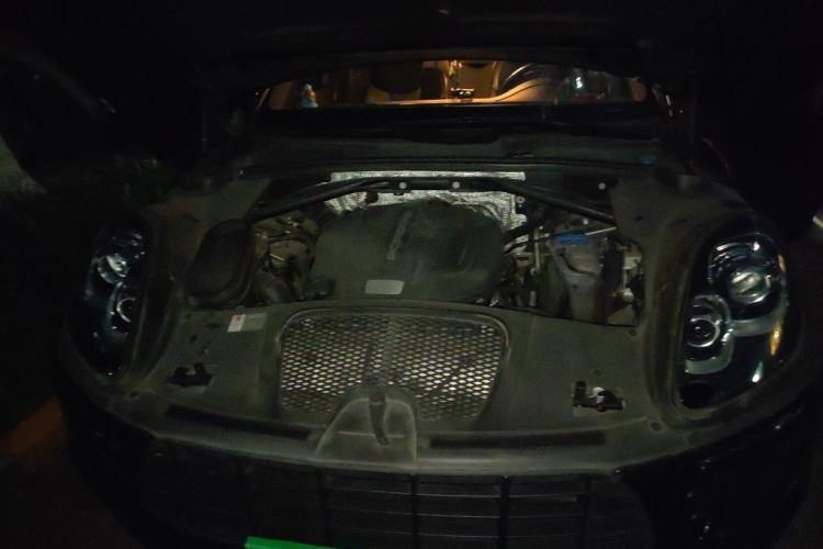 Used Porsche Macan 2016 Macan 2.0T Engine Bay