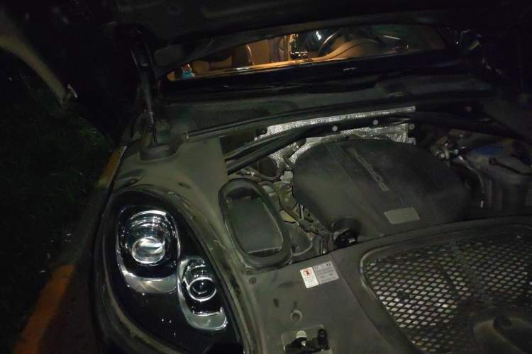 Used Porsche Macan 2016 Macan 2.0T Engine Bay Right