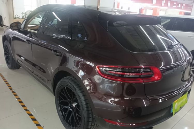 Used Porsche Macan 2016 Macan 2.0T Exterior 2