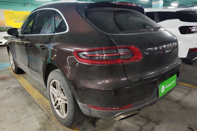 Used Porsche Macan 2016 Macan 2.0T Exterior 2