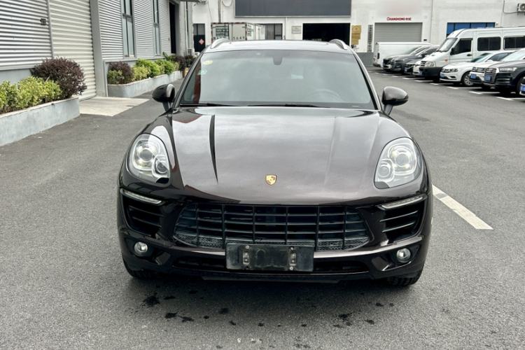 Used Porsche Macan 2016 Macan 2.0T Exterior 9