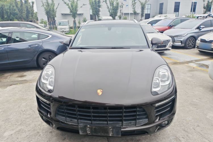 Used Porsche Macan 2016 Macan 2.0T Front
