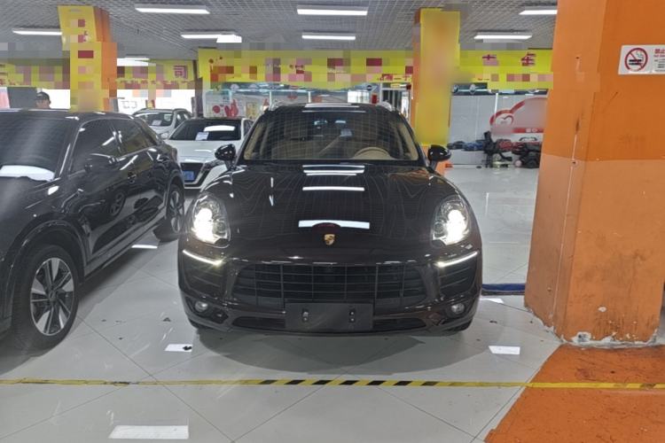 Used Porsche Macan 2016 Macan 2.0T Front