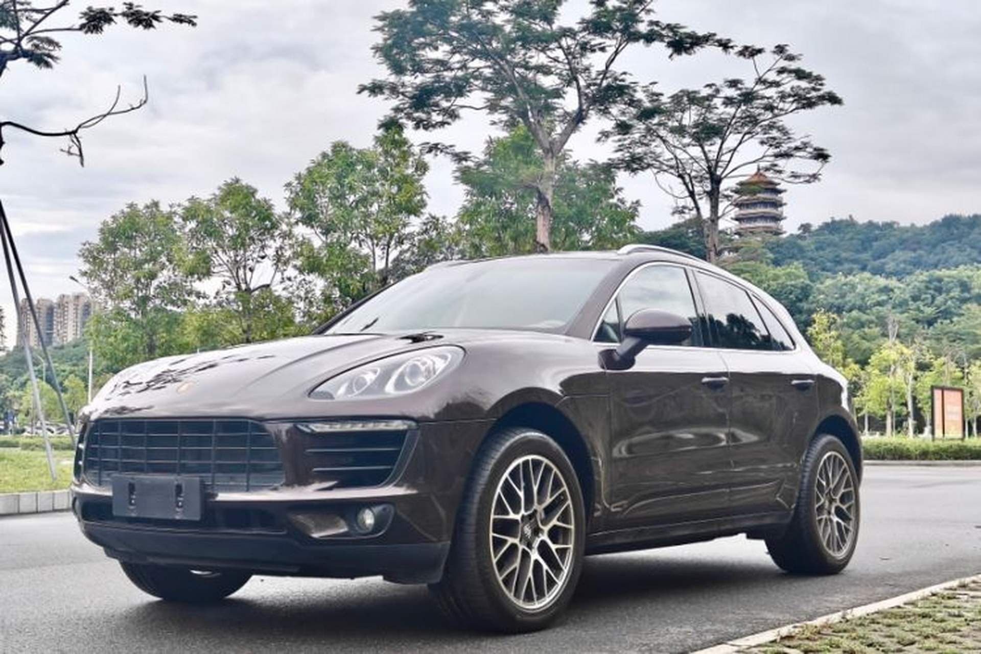 Used Porsche Macan 2016 Macan S 3.0T Front Left 45 Deg