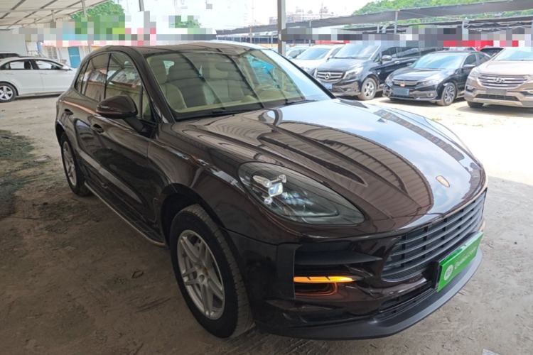 Used Porsche Macan 2016 Macan S 3.0T Front Right 45 Deg