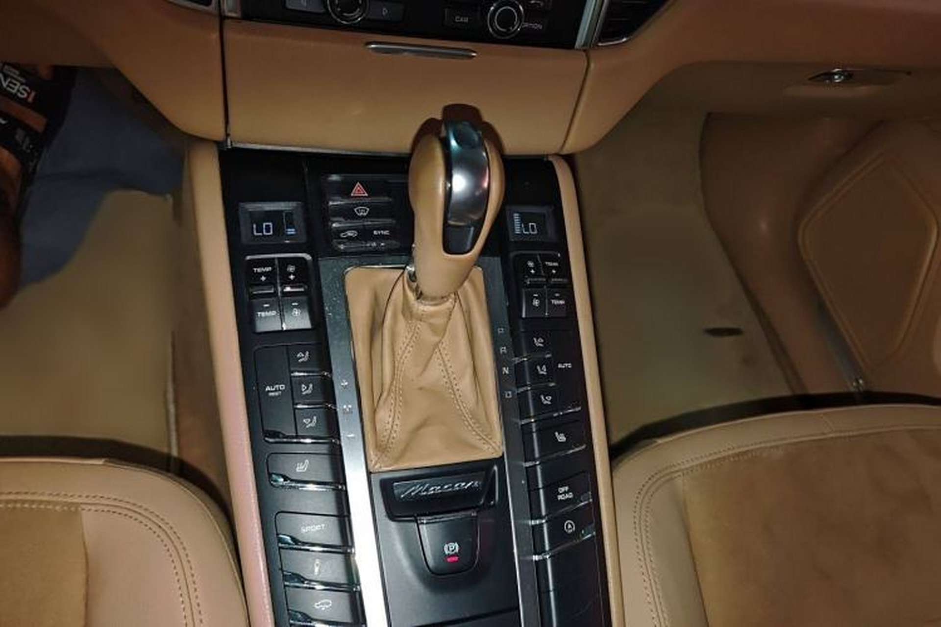 Used Porsche Macan 2016 Macan S 3.0T Gear Lever