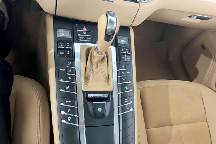 Used Porsche Macan 2016 Macan 2.0T Gear Lever