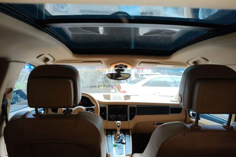 Used Porsche Macan 2016 Macan 2.0T Headliner
