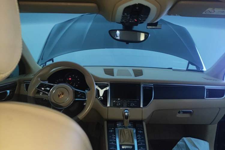 Used Porsche Macan 2016 Macan 2.0T Headliner