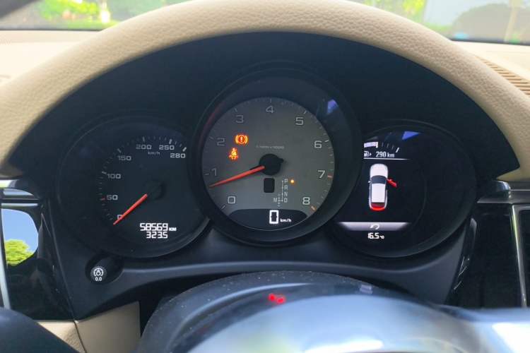 Used Porsche Macan 2016 Macan S 3.0T Instrument Cluster