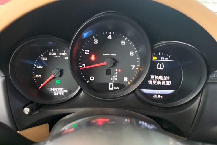 Used Porsche Macan 2016 Macan 2.0T Instrument Cluster