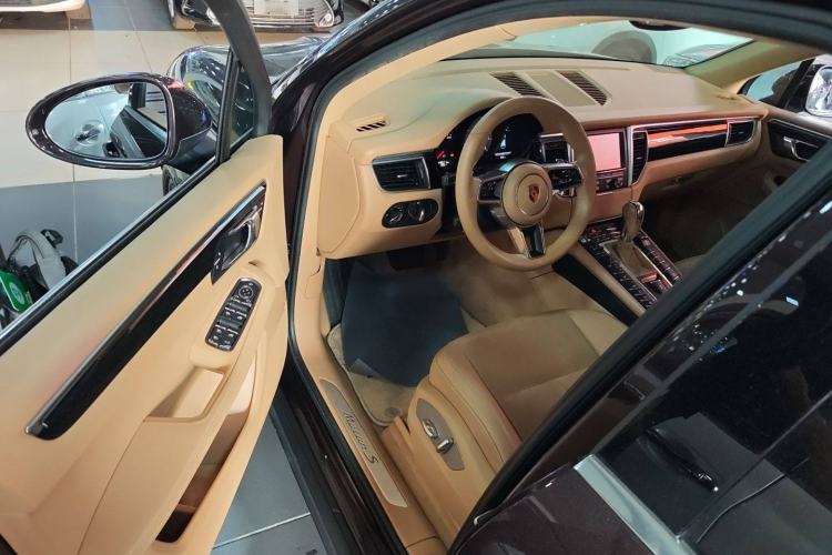 Used Porsche Macan 2016 Macan S 3.0T Interior 3